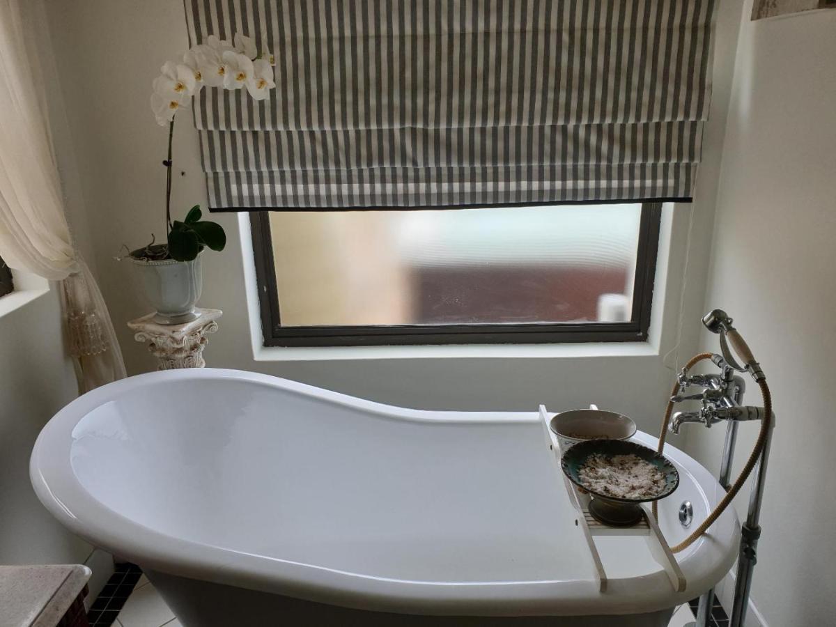 Fairway Guest House Дурбан Экстерьер фото
