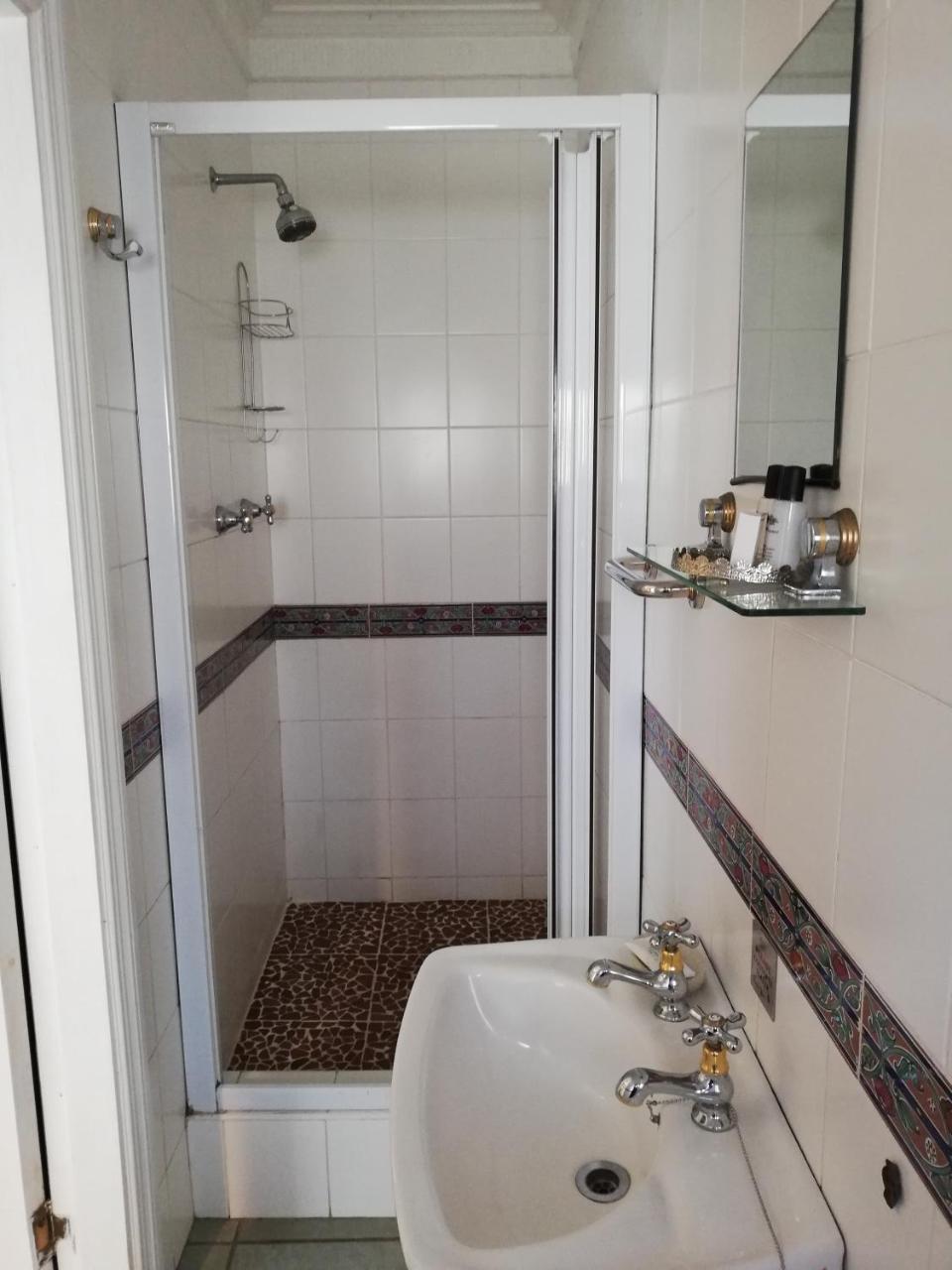Fairway Guest House Дурбан Экстерьер фото